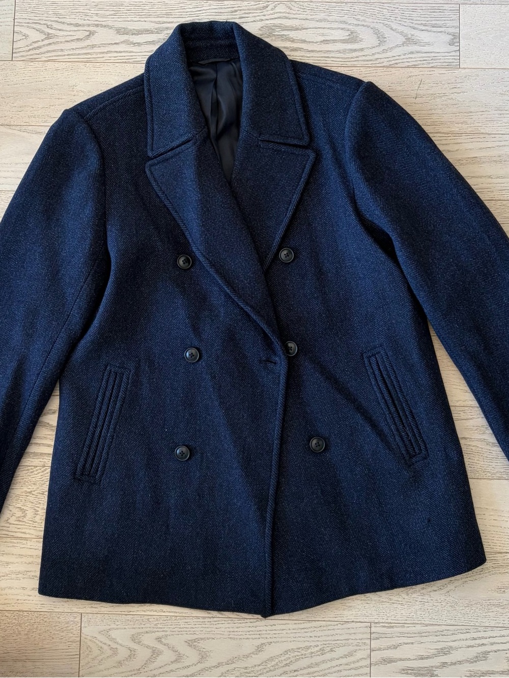 Men’s Navy Double-Breasted Wool Peacoat